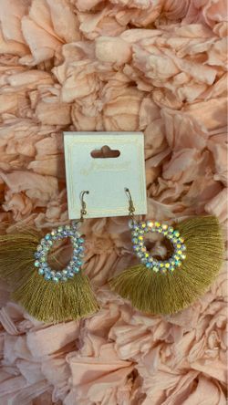 fashion earrings