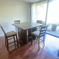 Dinning Set