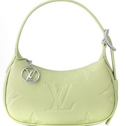 adjustable shoulder strap, zip closure, embossed, soft grained calf leather, Moon bag, handbag/shoulder bag, women's style, green (40)82