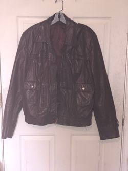 Men’s or women’s leather jacket