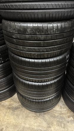 SET OFF USED TIRES 315/35/22