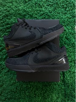 Kobe 4 gift of mamba size 10