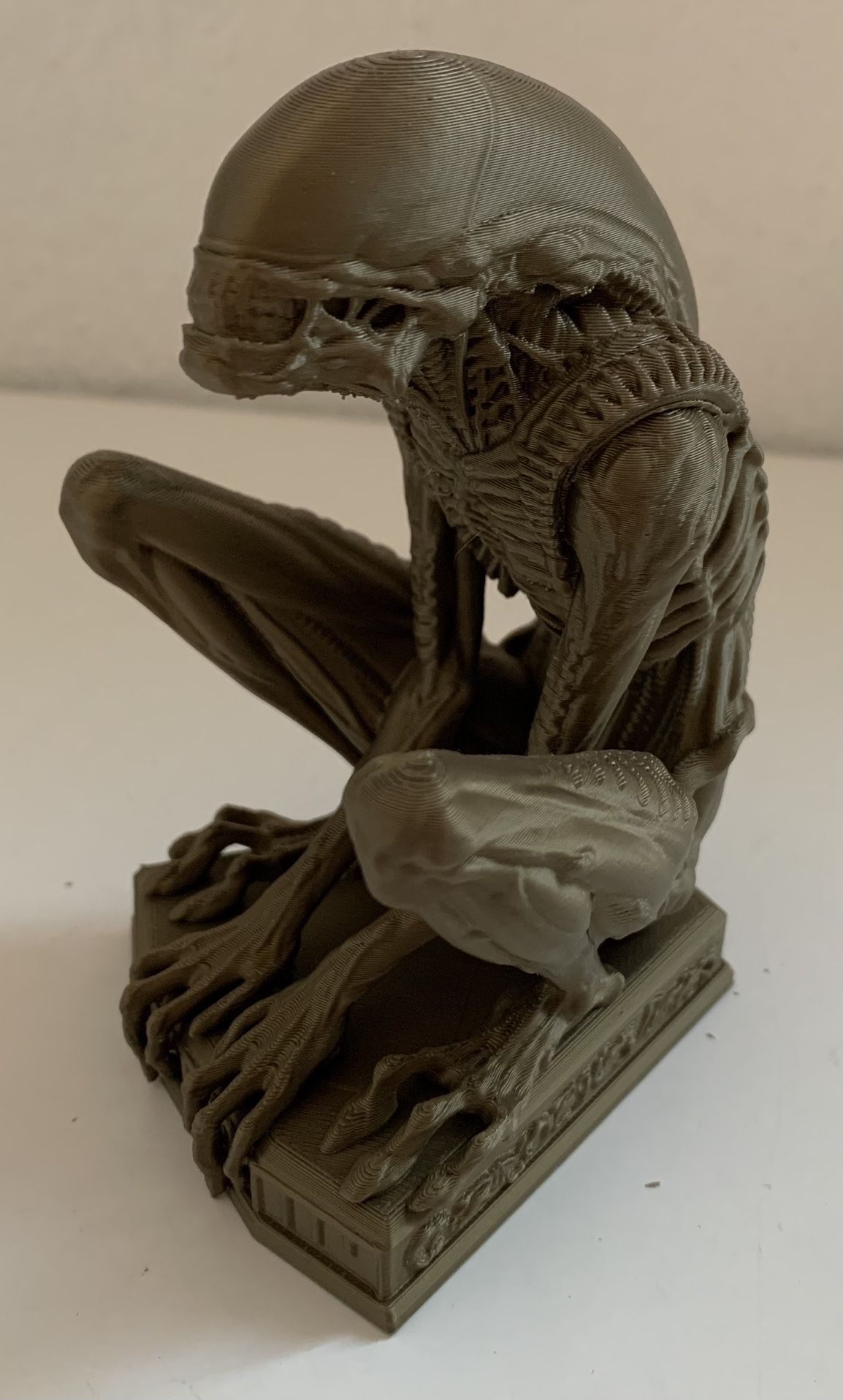 ALIEN XENOMORPH FIGURE