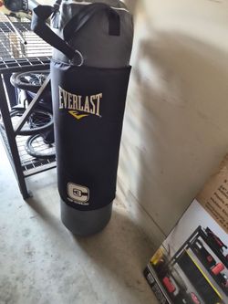 Everlast Heavy Punching Bag