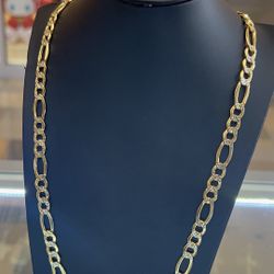 10kt Gold Diamond Cut Figaro Necklace 