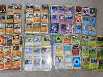 350+ Pokémon Card Lot