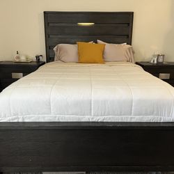 Queen Bedroom Set