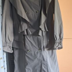 Rain coat/Tench coat Sz Small