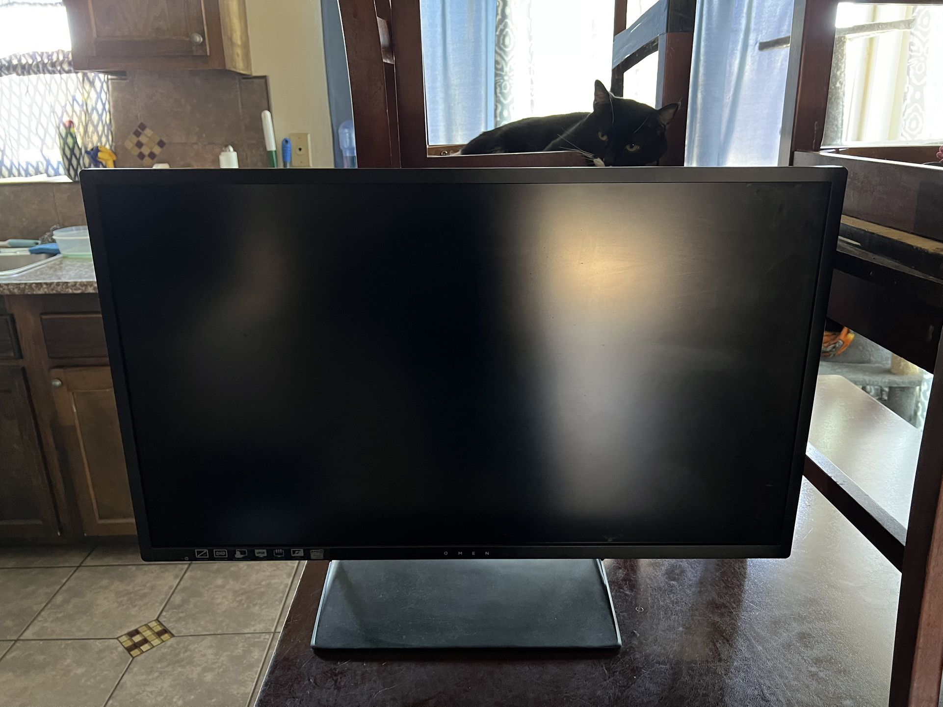 OMEN Monitor 32