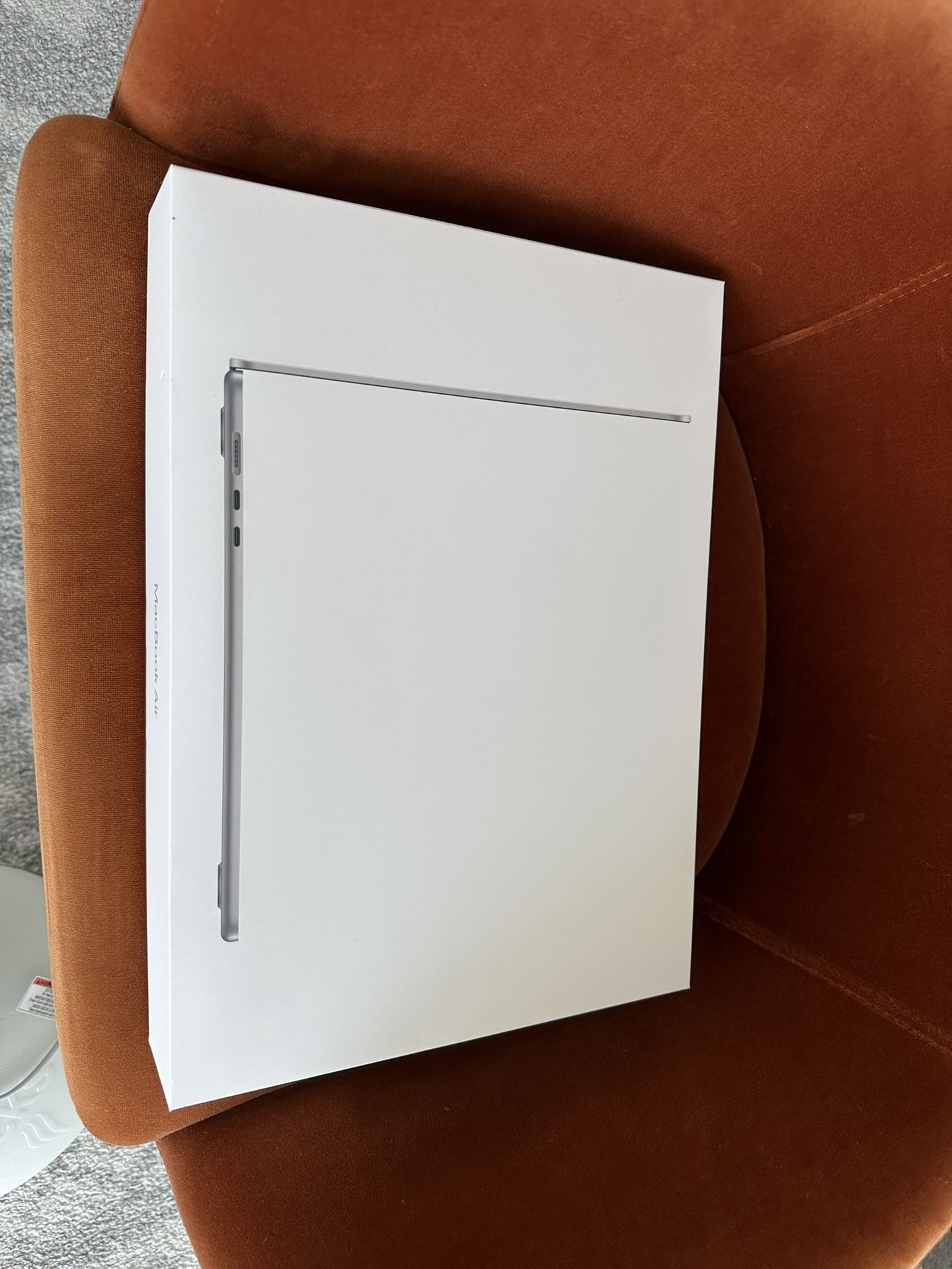 New In Box 15” M2 MacBook Air 16 Gb Ram 1tb Ssd 