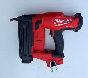 p Milwaukee M18 FUEL 18-Volt Lithium-Ion Brushless Cordless Gen II 18-Gauge Brad Nailer (Tool-Only)