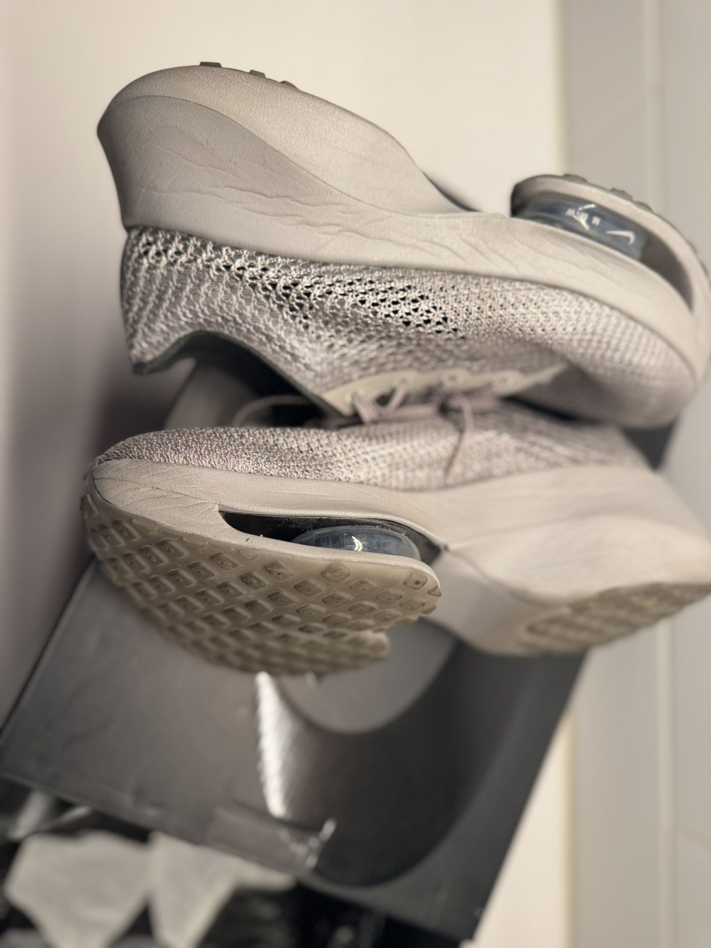 Nike Zoom Enigma Stone