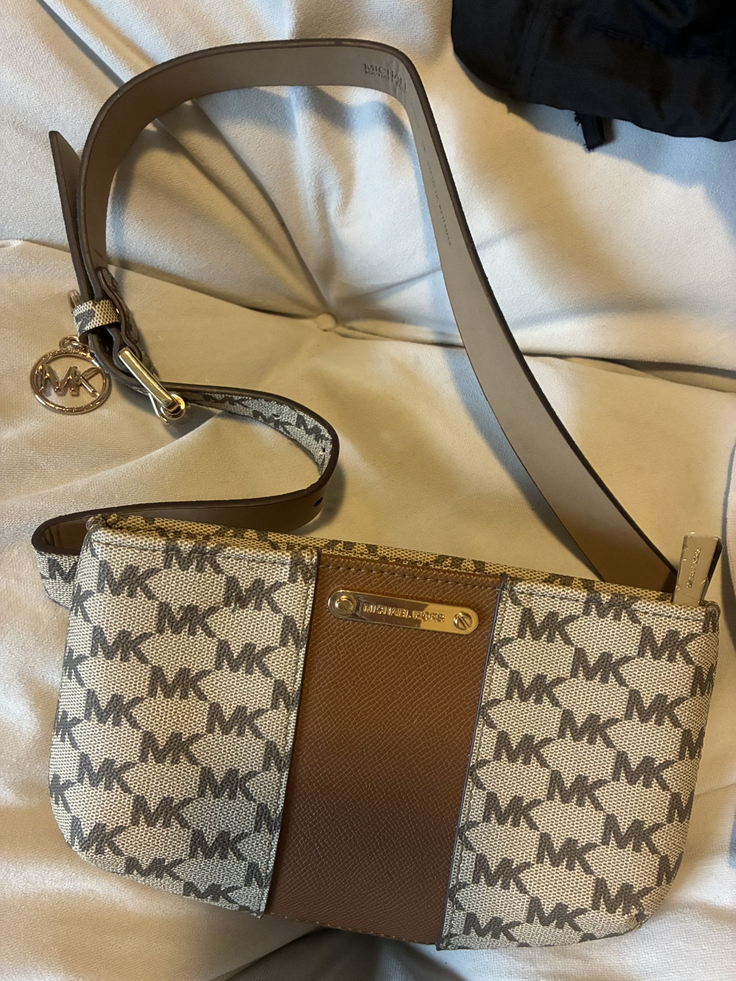 Michael Kors Logo Belt Bag