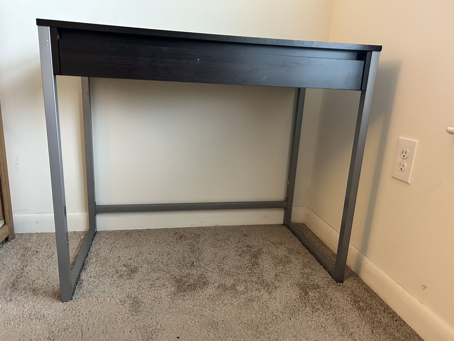 Desk With Drawer