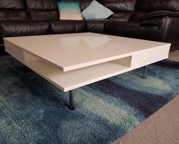 Ikea coffee table with two drawers for Sale in Arlington