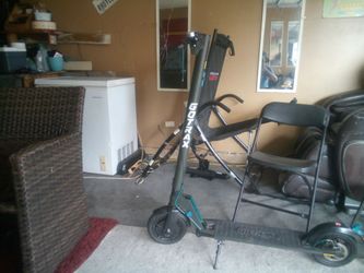 Motorized scooter