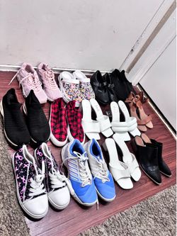 Women’s shoes size 9.5 new and like new 10$-15$-20$ for each