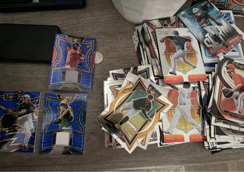 MLB card lot