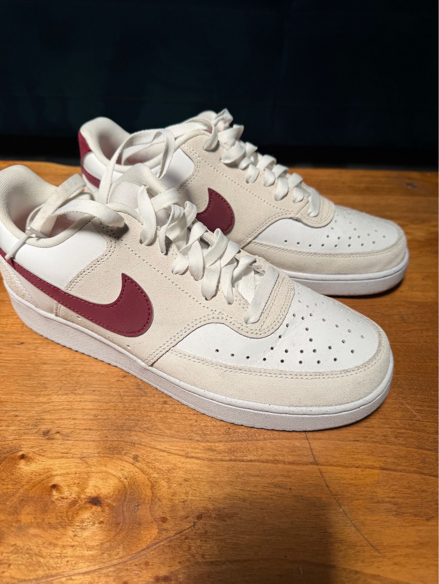 Nike size 10 women’s