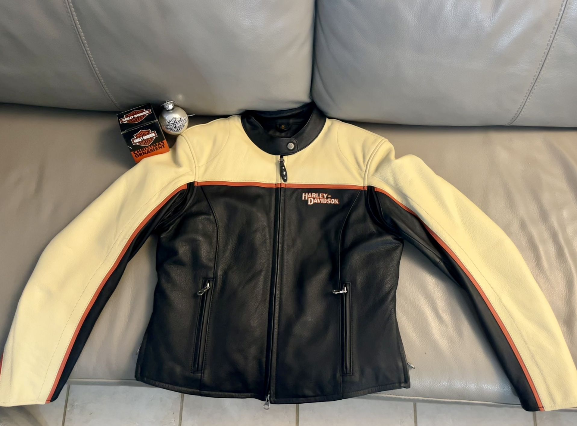 Authentic Harley Davidson Women’s Leather Jacket