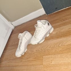White Phantom Retro Jordan 13s Size 7