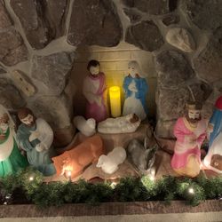 Nativity blow mold 11 Pieces