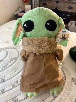 Baby yoda stuffy