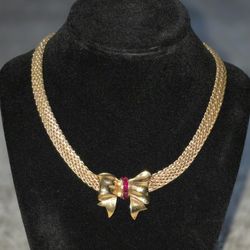 VTG Gold Tone Mesh Basket Weave Bow Pink Rhinestone Choker Necklace 16" Signed