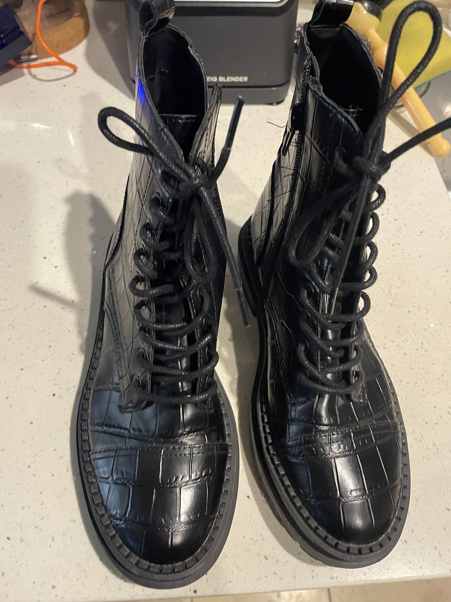 Nordstrom boots size 5   New 14th and Unión 