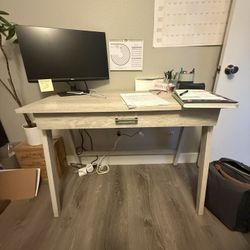 Desk 42x20x30 (width x Depth x Desk Top Height)