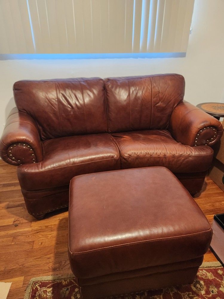Loveseat With Ottoman