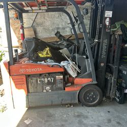 Fork  Lift   /TOYOTA/