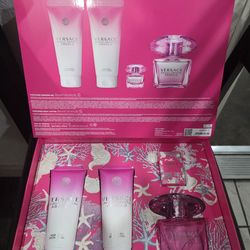 Versace
Bright Crystal Absolu 4-Piece Gift Set