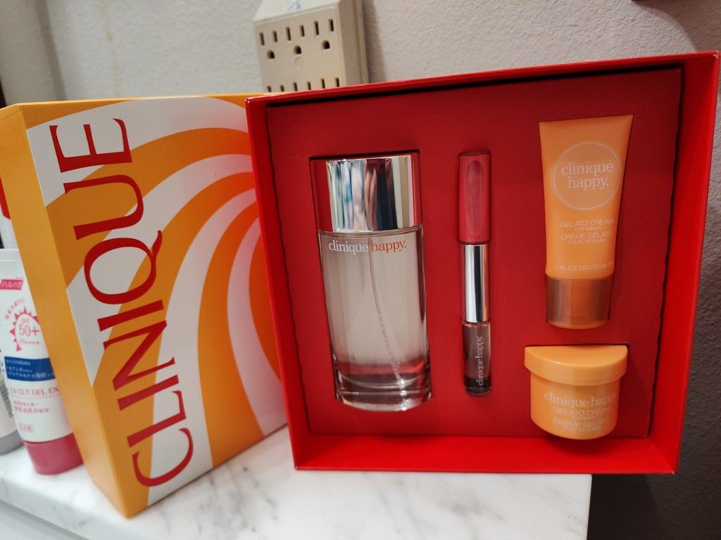 New Clinique Happy for Women 3.4 oz eau de parfum 5-pc gift set. - $89