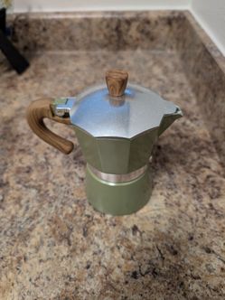 Small coffee maker