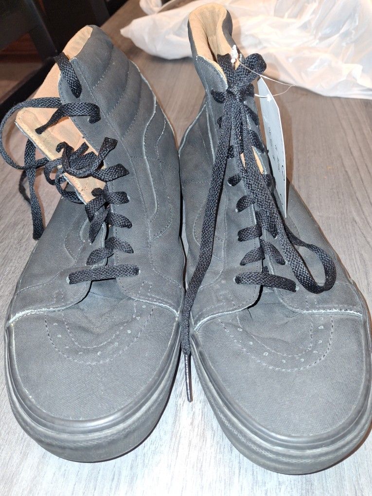 Mens Size 12 Vans Black High Tops