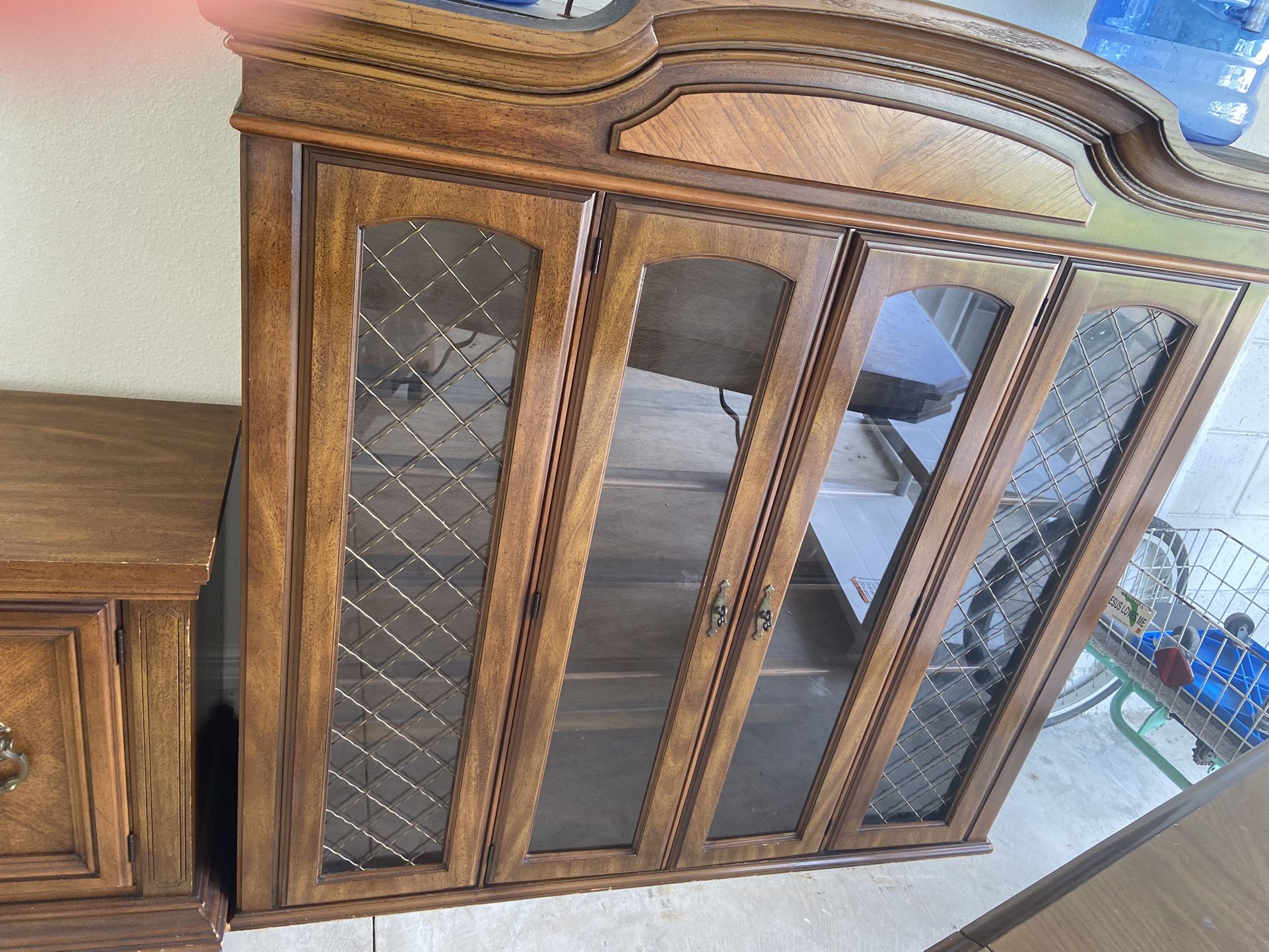 Table Hutch And China Cabinet