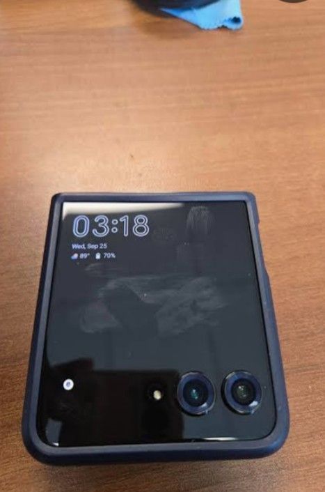 Motorola Razr+ 256GB (2024)