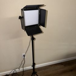 Makeup/Photography Light 