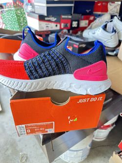 Nike 8