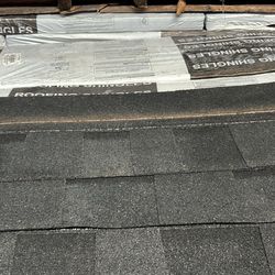 BP 2-Tone Black 40 Years Shingles With Double Glue Line 