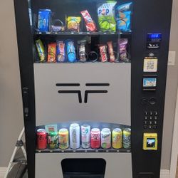 VENDING MACHINE- FUTURA COMBO Model 3589