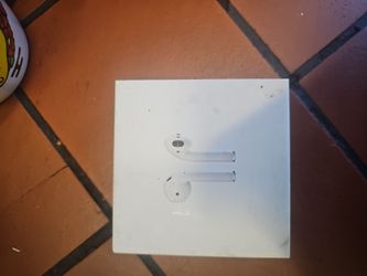 Ipod 2 generation charger and box only
