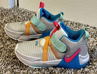 Nike LeBron Witness 7 Delorian 12C 