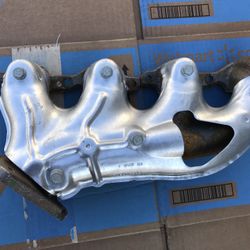 6.0L GM LS O.E.M Exhaust Manifolds