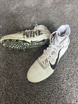 Men’s Nike size 10.5 cleats