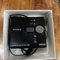 Sony High Speed Net MD Walkma Recorder 