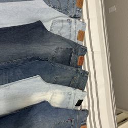 Jean Bundled 2 Levi 560 38-30, 38-30 Lucky Brand, 38-30 Quicksilver, Alfani 36-30,  Levi 550 38-39