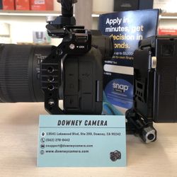 Canon R6 III RIGGED W/ 24-105mm + SmallRig Vmount Battery And Cage