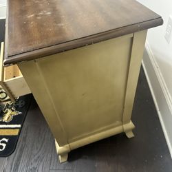 Credenza